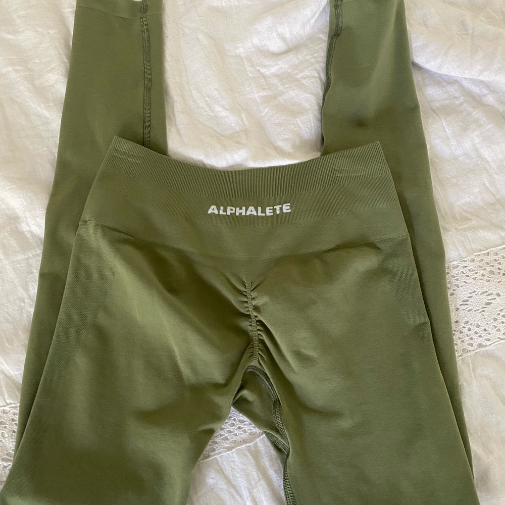 Alphalete Amplify Leggings